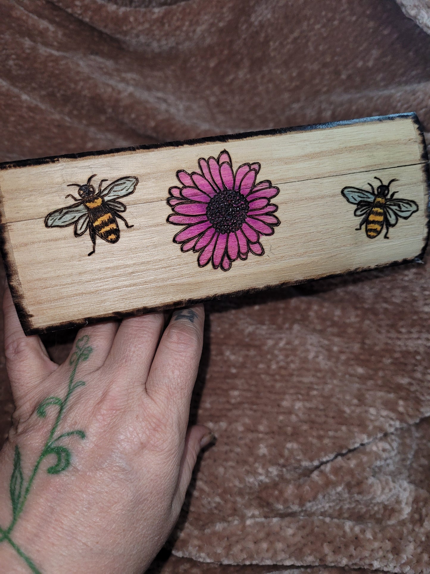 Bee Happy Box - 'Pyrographics by The Ragdoll Princess'